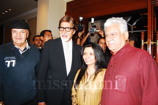 Prem Chopra, Amitabh Bachchan and Nandita & Om Puri