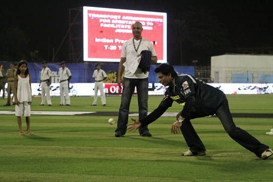 (photo courtesy: Daniel Berehulak-IPL 2010/IPL via Getty Images)