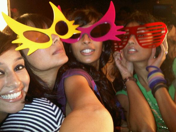 !IAmAnushka "From the Puma party last night... @pratichee @juhipande @shibanidandekar and me!"