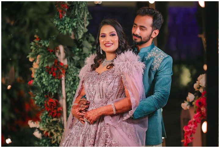 Here&#8217;s A Glimpse Of Simran Balar Jain &#038; Nikhil Khabiya&#8217;s Unique Wedding Shenanigans