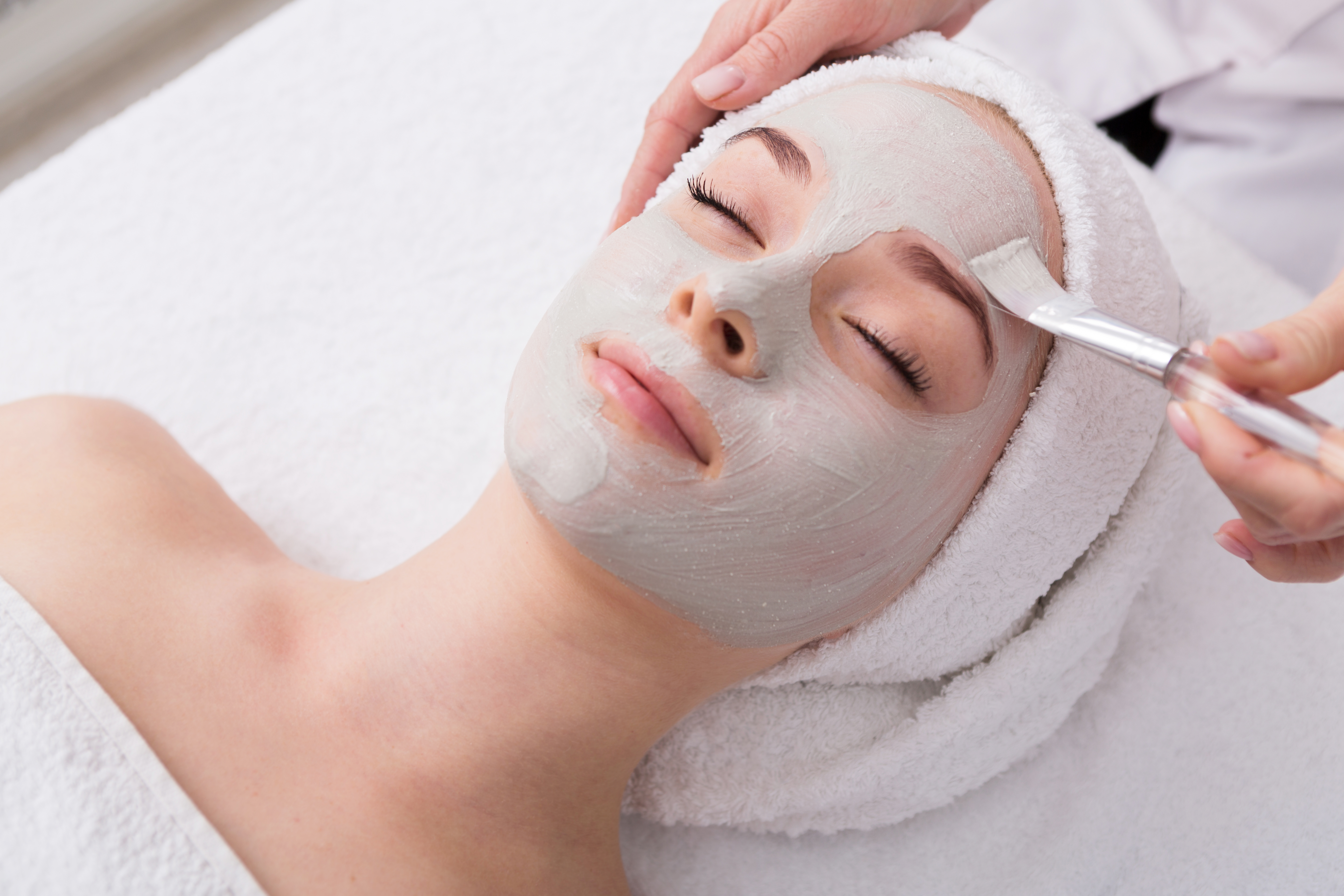 In-Salon Treatments That Will Rejuvenate You In A Jiffy And Have You Revitalised