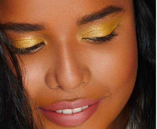 Golden Eyeshadows Are All You Need To Glam Up On Diwali And Here Are The Best Ones