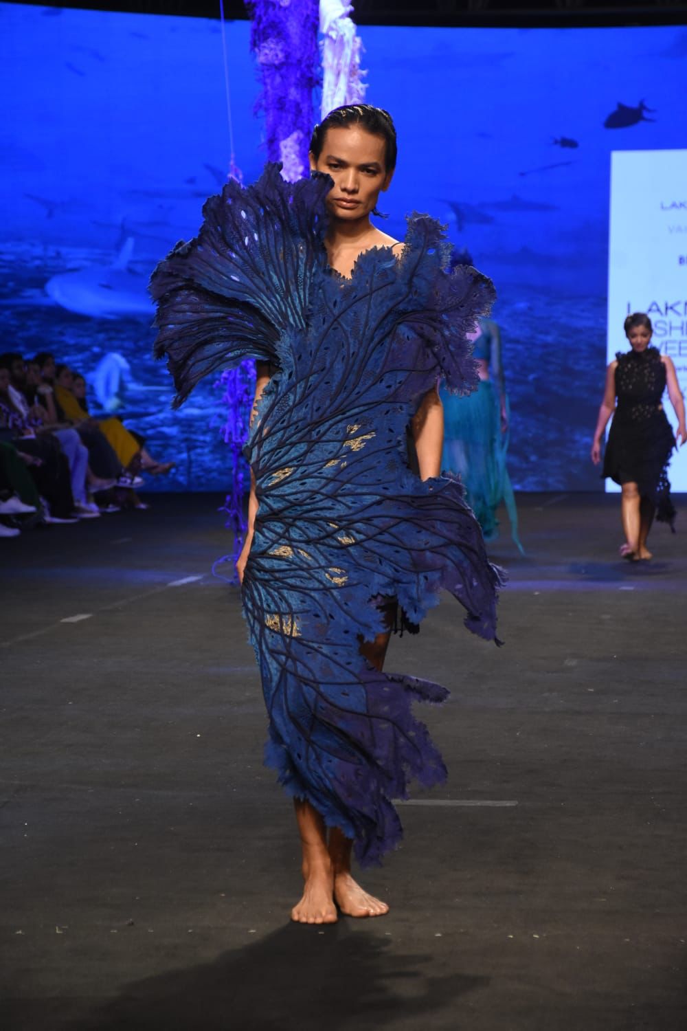 Lakmé Fashion Week x FDCI 2023 
(picture credits: Yogen Shah)