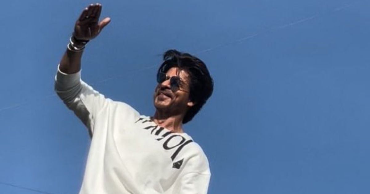 Shah Rukh Khan Celebrates 31 Years In The Industry With An #AskSRK Session