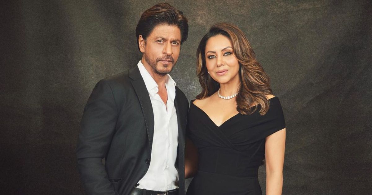 Shah Rukh Khan Spotted With Gauri Khan At The Airport After His Surgery