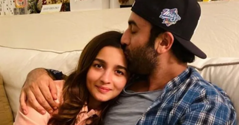 Photo: Ranbir Kapoor, Alia Bhatt Look Adorable As They Attend Super League Match Together