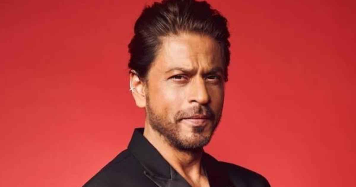 Shah Rukh Khan To Go To USA After Unsuccessful Eye Surgery In Mumbai, Details Here